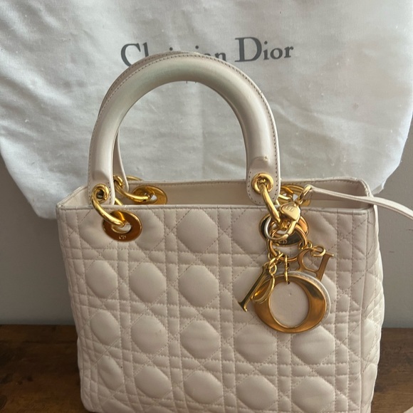 Lady Dior bag - Picture 6 of 13